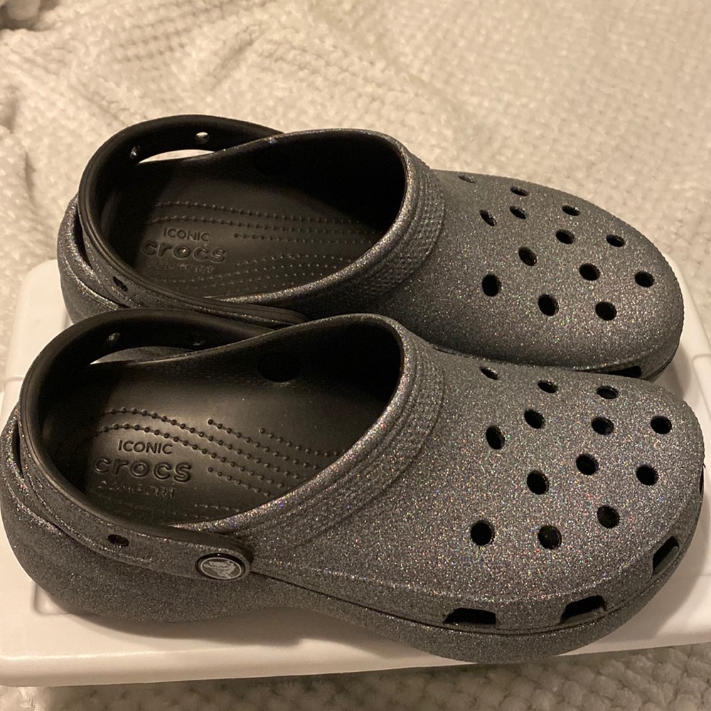 Platform crocs